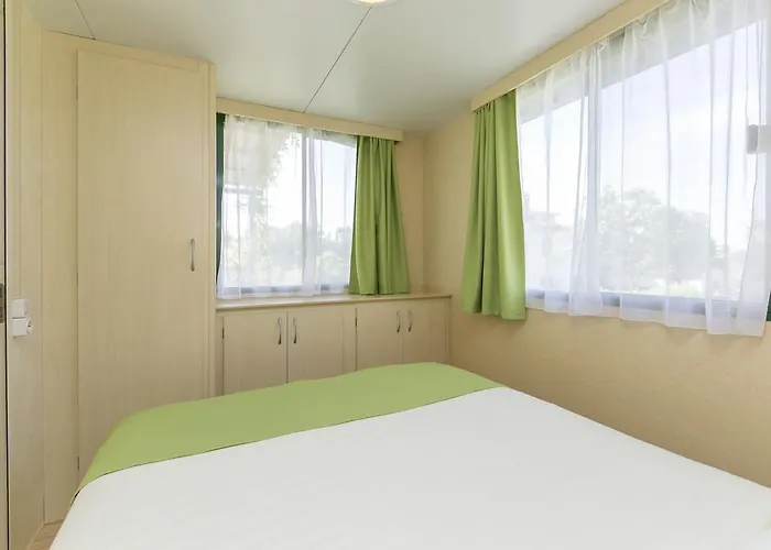 Holiday park Mobile Homes Romantik 3*